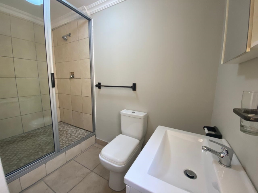 To Let 2 Bedroom Property for Rent in Table View Western Cape